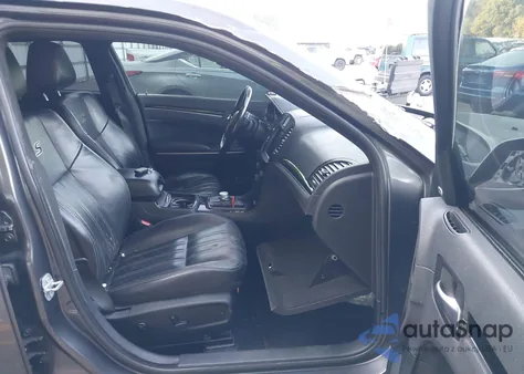 2019 Chrysler 300 300S Awd из США, поврежденный, VIN 2C3CCAGG5KH561486